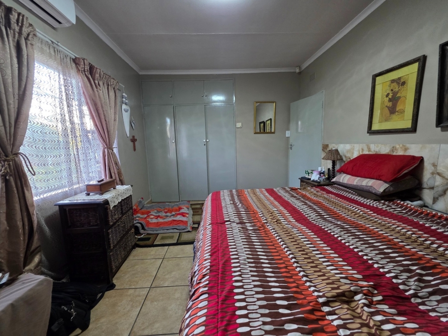 3 Bedroom Property for Sale in Protea Park North West